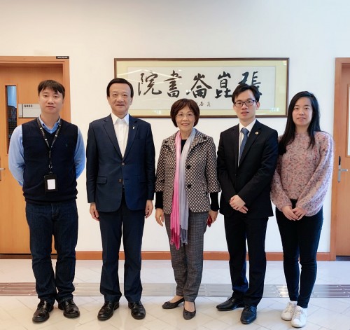 Dr Lao Ngai Leong visits the Cheong Kun Lun College (CKLC)